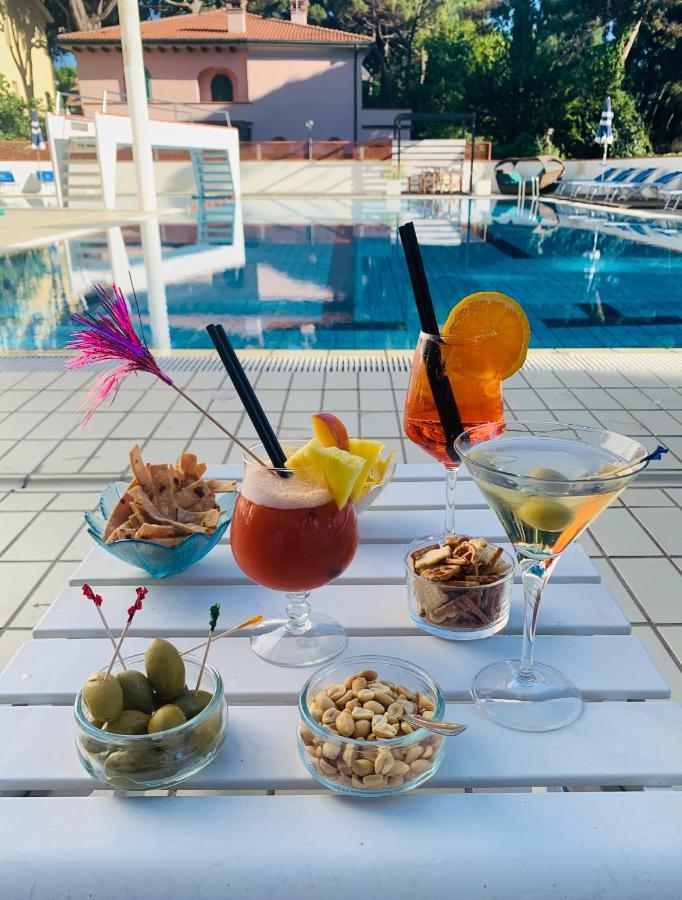 G&D Hotel Deanna Pool&Brunch Milano Marittima Exterior photo