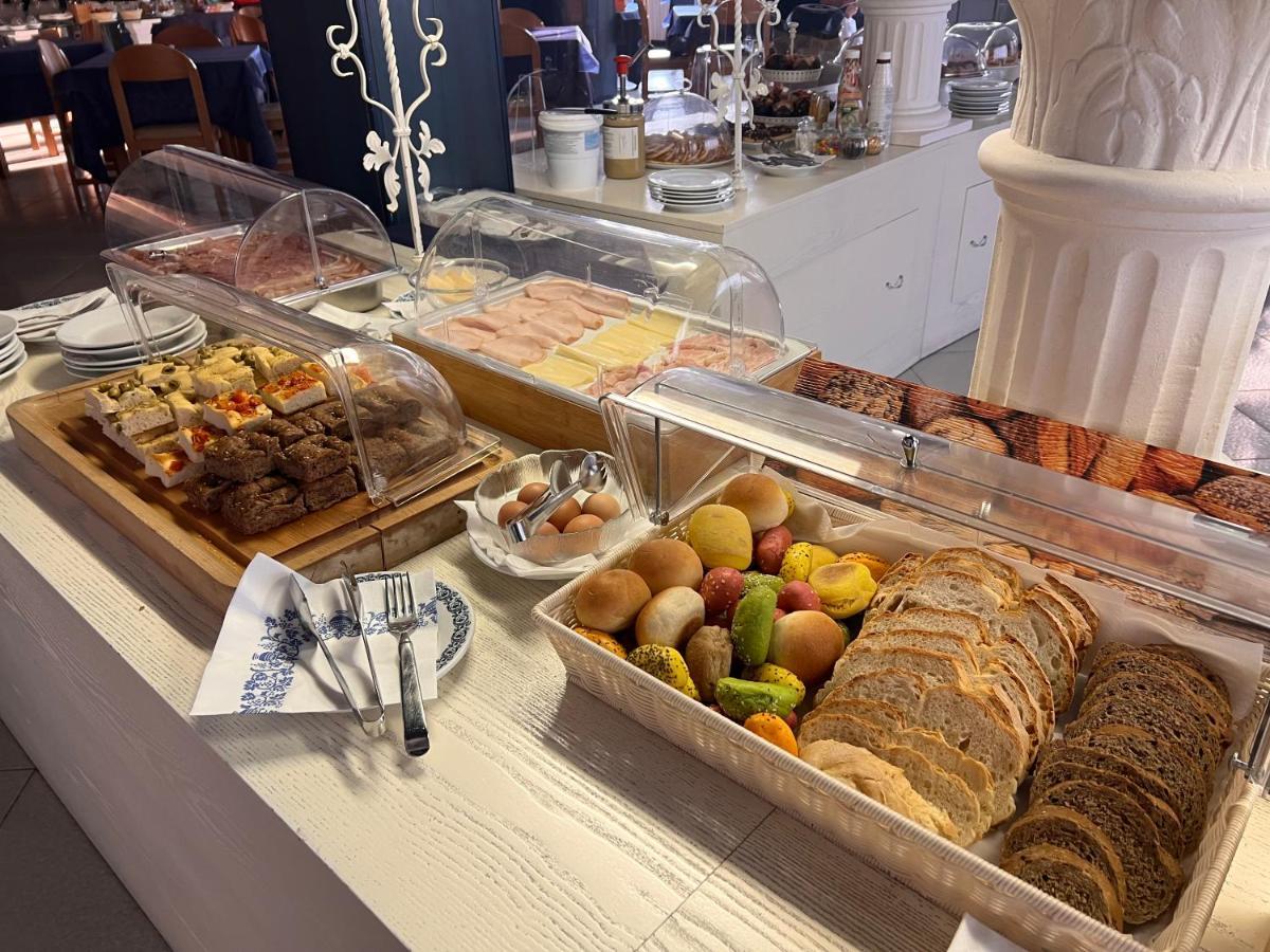 G&D Hotel Deanna Pool&Brunch Milano Marittima Exterior photo