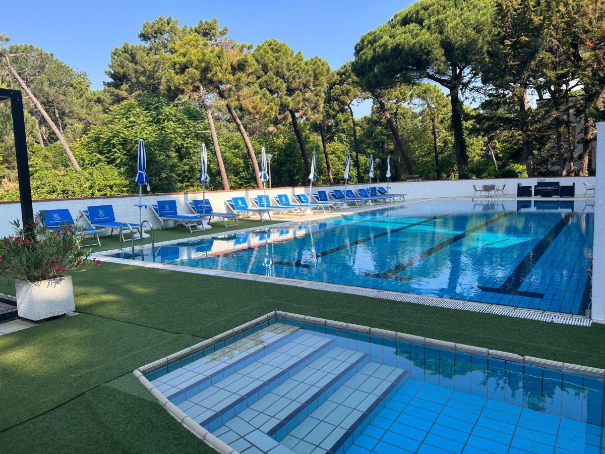 G&D Hotel Deanna Pool&Brunch Milano Marittima Exterior photo