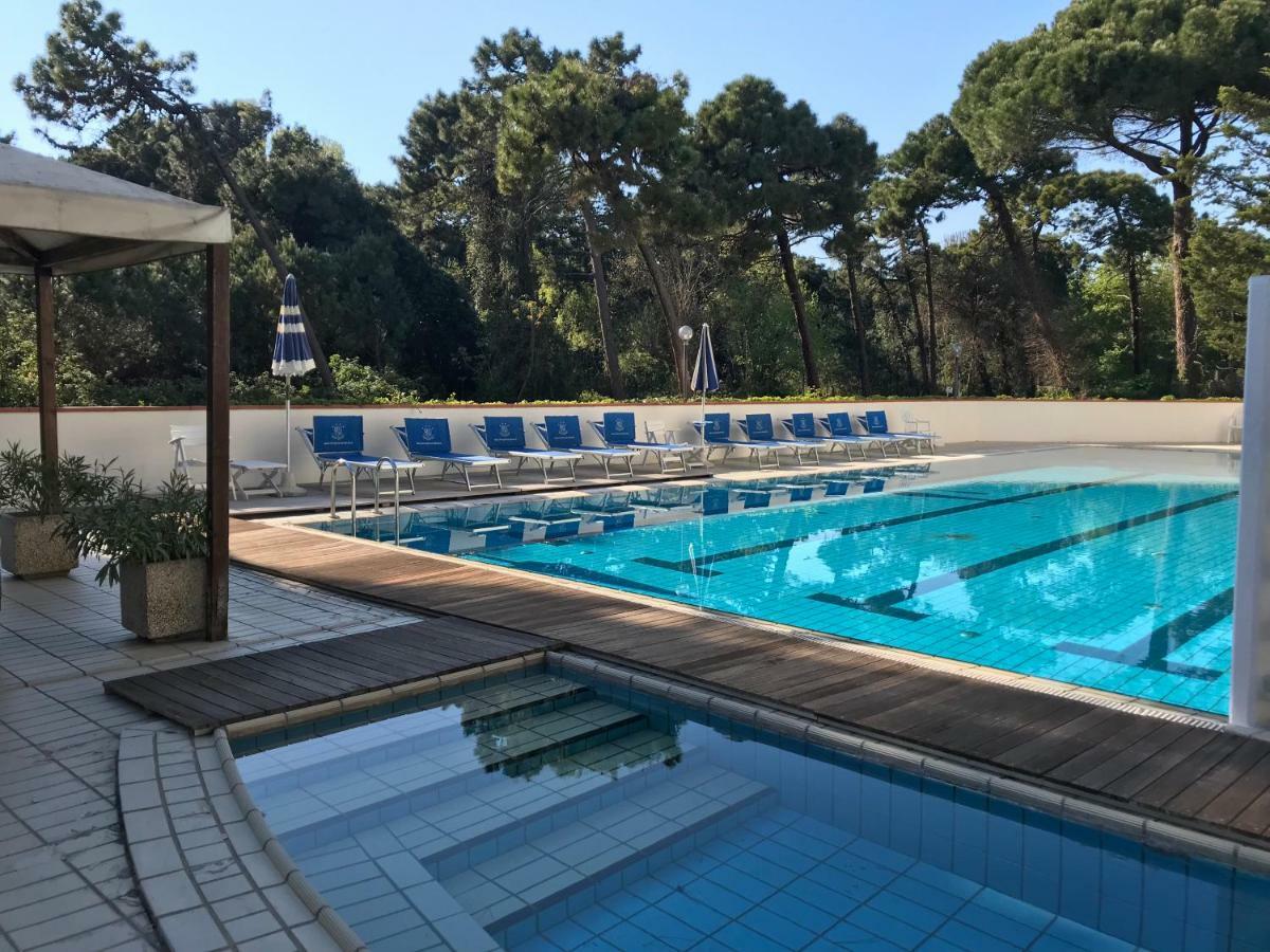G&D Hotel Deanna Pool&Brunch Milano Marittima Exterior photo